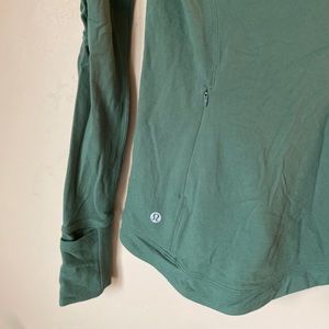 Lululemon running long sleeve